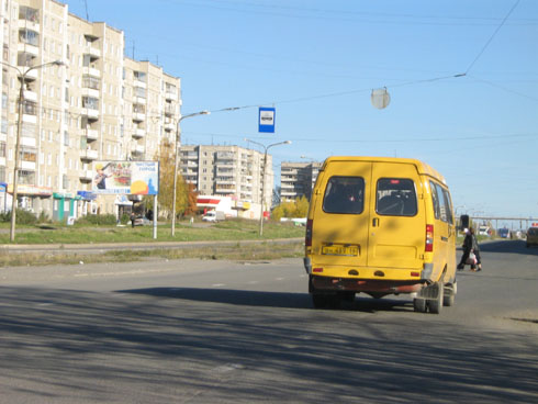 Фотография рекламного носителя, тип: Билборд 3x6, адрес: Октябрьский пр-т., д.2, Нижний Тагил, Свердловская область, Россия. Сторона B №484553