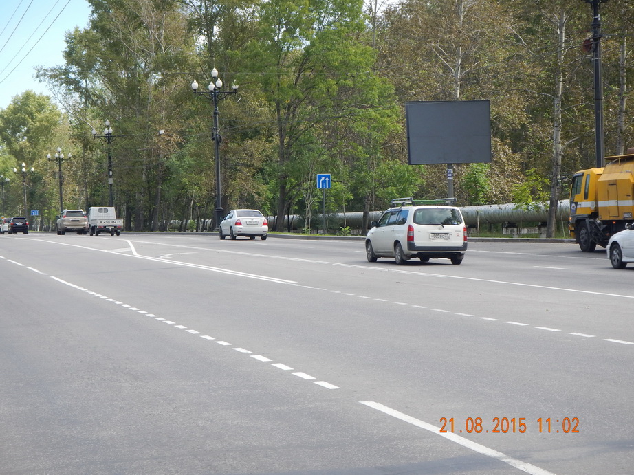 Фотография рекламного носителя, тип: Ситиборд 2.7x3.7, адрес: Матвеевское ш., ост. Малый аэропорт, Хабаровск, Хабаровский край, Россия. Сторона А №527651