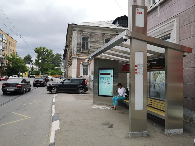 Фотография рекламного носителя, тип: Остановка, адрес: Добролюбова ул., ост. Добролюбова ул., Нижний Новгород, Нижегородская область, Россия. Сторона A1-А10 №872102