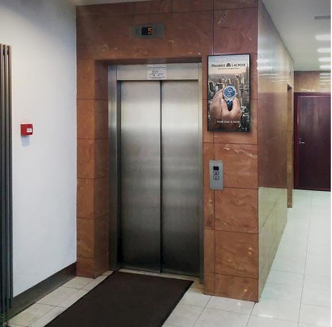 Фотография рекламного носителя, тип: Видеоэкран, адрес: Бизнес-центр «Густав», Средний ВО пр-т., д.38, Санкт-Петербург, Россия. Сторона/вариант A №975816