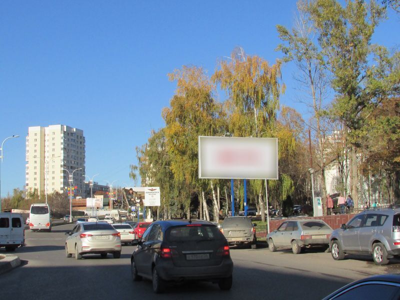 Фотография рекламного носителя, тип: Билборд 3x6, адрес: Калинина пр-т. Х Бульварная ул., над пешеходным переходом, Пятигорск, Ставропольский край, Россия. Сторона А1-А3 №1077626