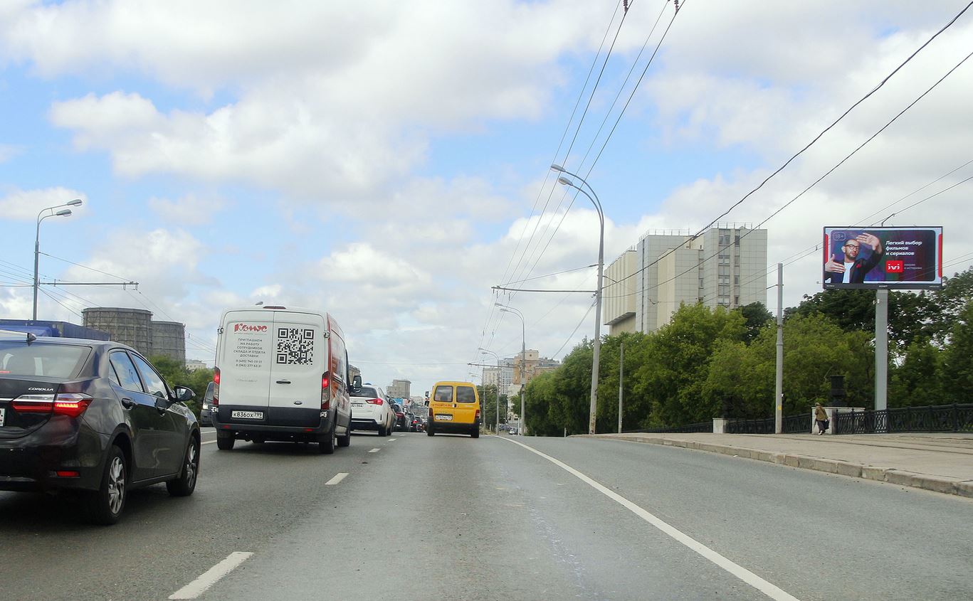 Фотография рекламного носителя, тип: Билборд 3x6, адрес: Энтузиастов ш., д.23, корп.14, Москва, Россия. Сторона Аh1-Аh4 №882754