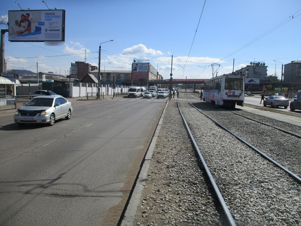 Фотография рекламного носителя, тип: Билборд 3x6, адрес: Бабушкина ул., ТЦ Восточные ворота, Улан-Удэ, Республика Бурятия, Россия. Сторона В №697074