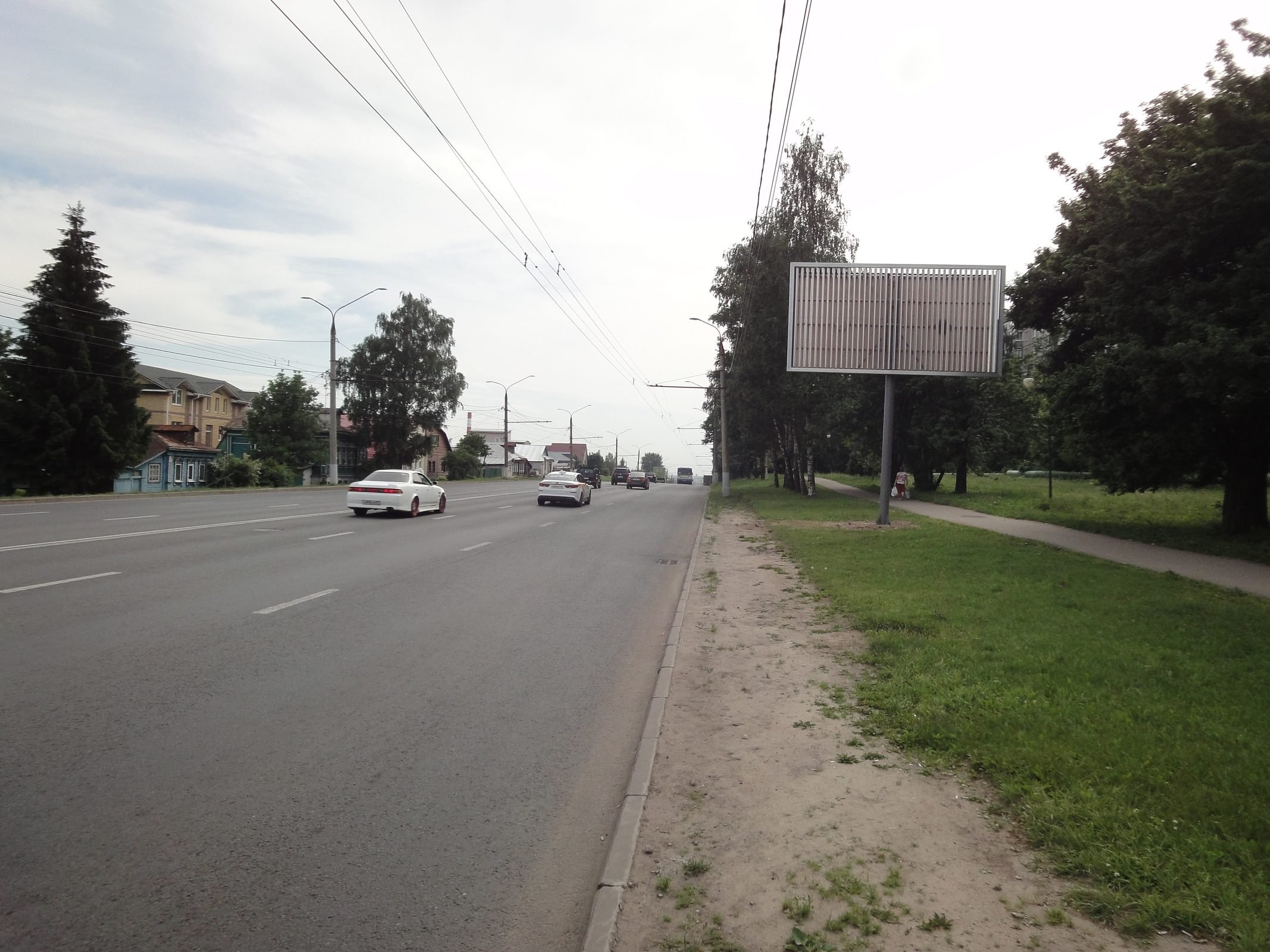 Фотография рекламного носителя, тип: Билборд 3x6, адрес: Добросельская ул., д.165, Владимир, Владимирская область, Россия. Сторона A1-A3 №836131