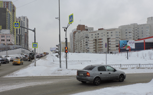 Фотография рекламного носителя, тип: Билборд 3x6, адрес: Токарей ул. Х Кирова ул., д.33, Екатеринбург, Свердловская область, Россия. Сторона A №1054616