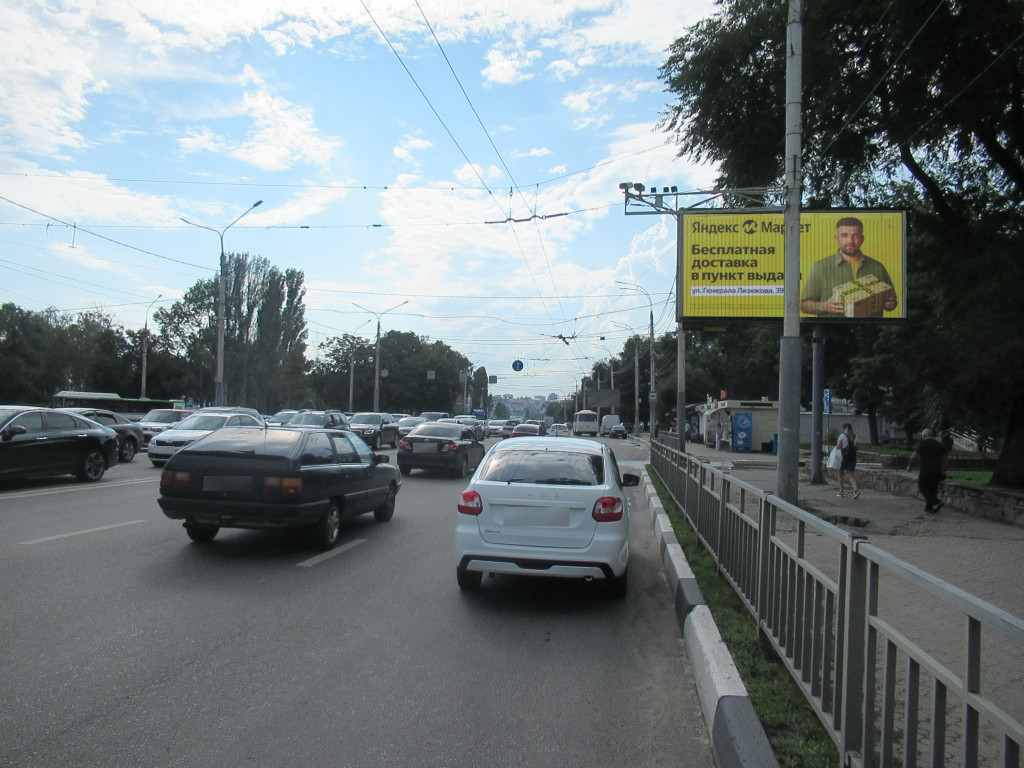 Фотография рекламного носителя, тип: Билборд 3x6, адрес: Брусилова ул., д.3, Воронеж, Воронежская область, Россия. Сторона A1-A3 №945086