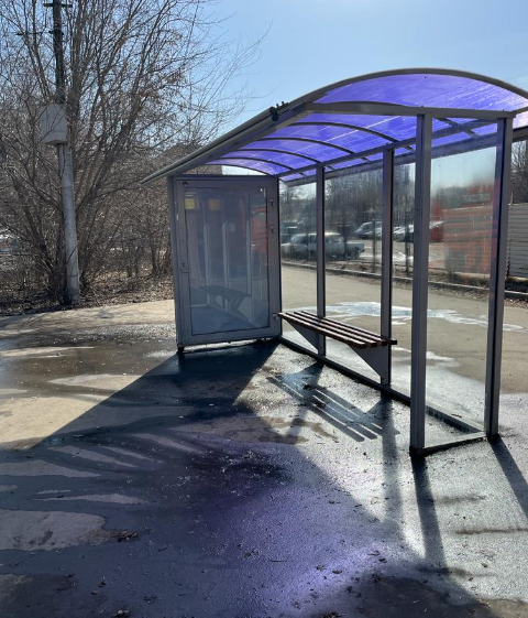 Фотография рекламного носителя, тип: Остановка 1.8x1.2, адрес: Б. Садовая ул., трамв. ост., Беговая, Саратов, Саратовская область, Россия. Сторона А №586067