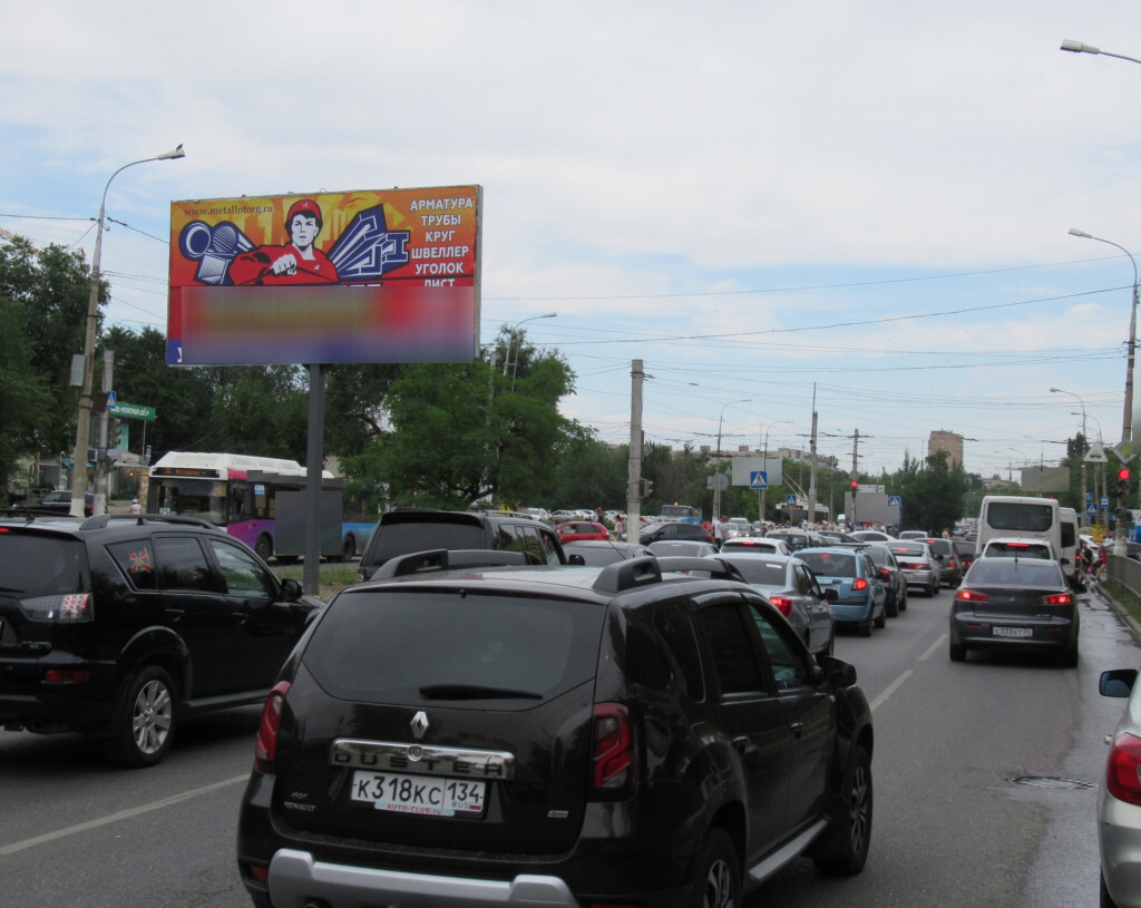 Фотография рекламного носителя, тип: Билборд 3x6, адрес: Еременко ул., д.74 Х Металлургов пр-т., Волгоград, Волгоградская область, Россия. Сторона А12 №979199