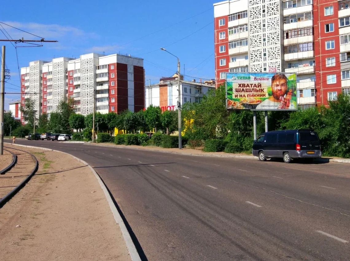 Фотография рекламного носителя, тип: Билборд 3x6, адрес: Строителей пр-т., д.12, Улан-Удэ, Республика Бурятия, Россия. Сторона A1-A3 №958229
