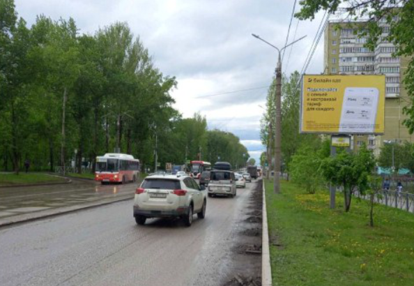 Фотография рекламного носителя, тип: Ситиборд 2.7x3.7, адрес: Мира ул., д.4, Пермь, Пермский край, Россия. Сторона A №769832