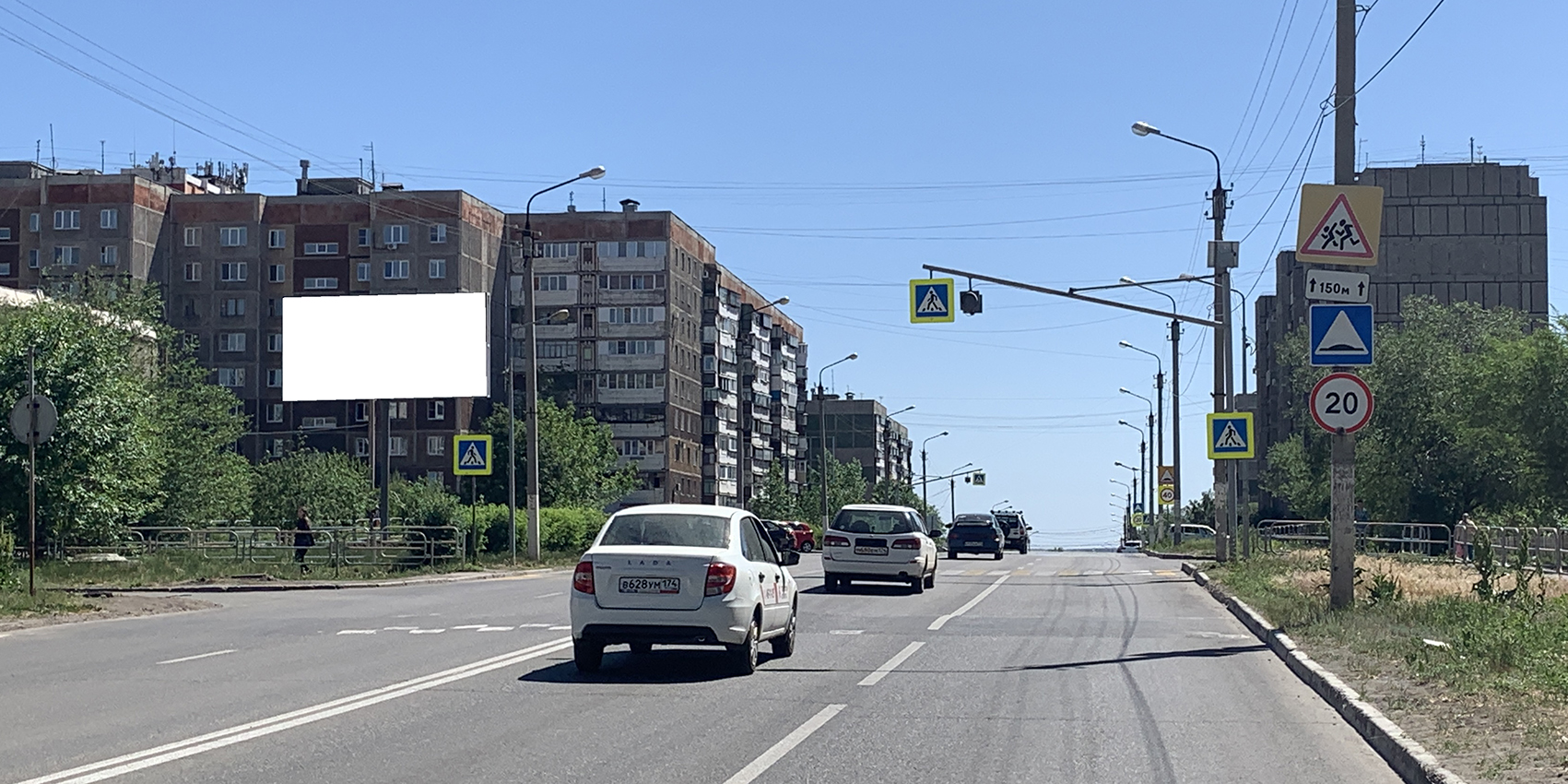 Фотография рекламного носителя, тип: Билборд 3x6, адрес: Калмыкова ул., д.5, поз.1, Магнитогорск, Челябинская область, Россия. Сторона Б №1052253