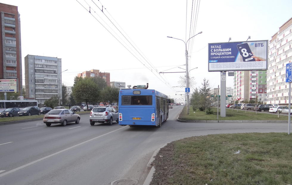 Фотография рекламного носителя, тип: Билборд 3x6, адрес: 9 Мая ул., д.4г, Красноярск, Красноярский край, Россия. Сторона А1-A3 №534666