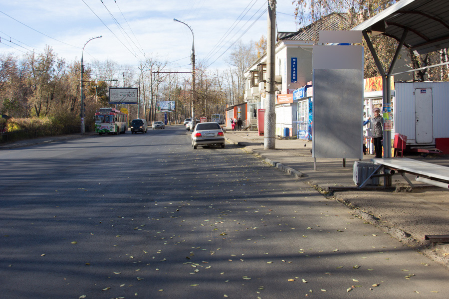 Фотография рекламного носителя, тип: Нестандартный ситиформат, адрес: Безбокова ул., д.8-10, ООТ Управление ГЭС, поз.2, Иркутск, Иркутская область, Россия. Сторона А №509488