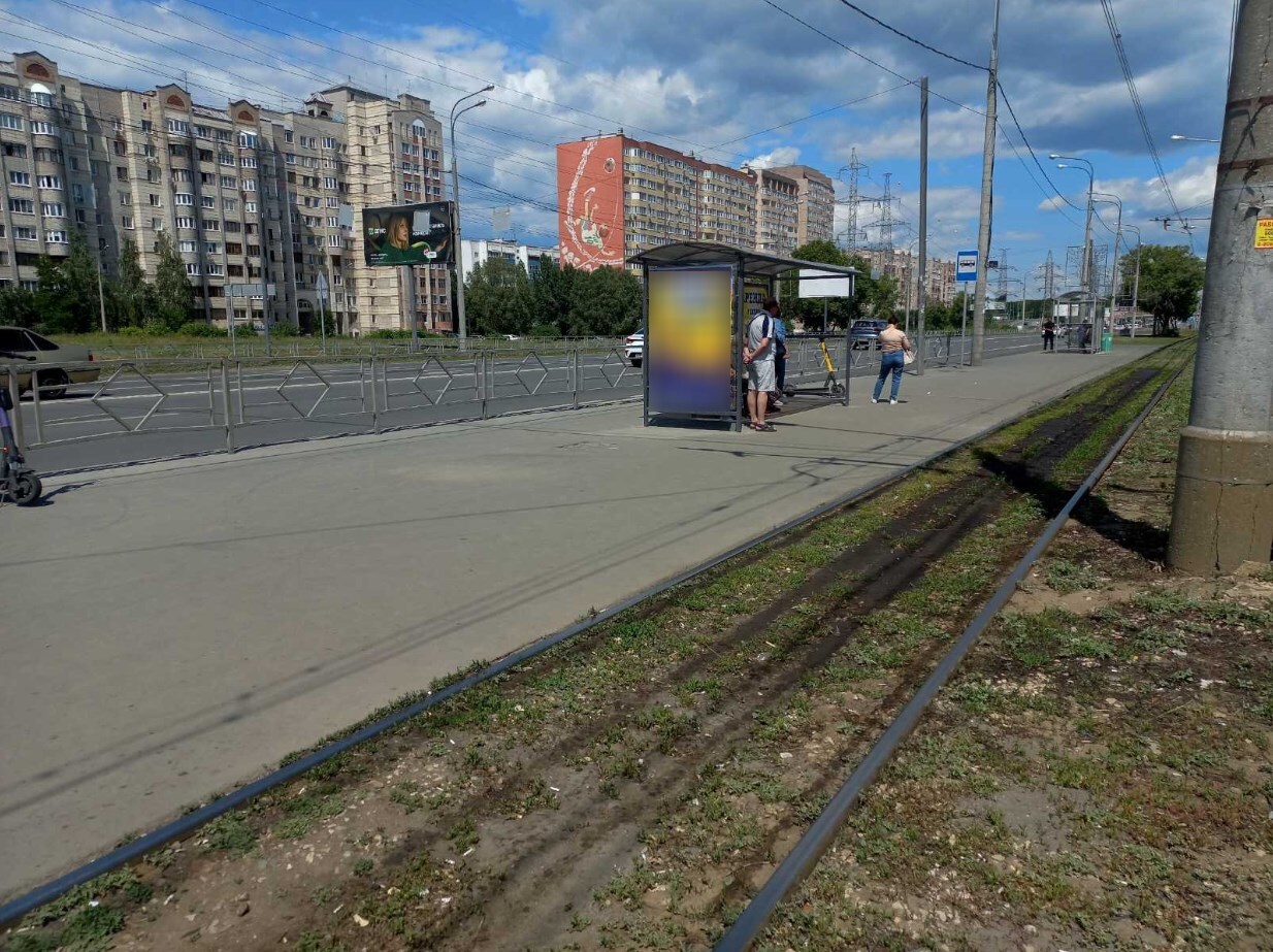 Фотография рекламного носителя, тип: Остановка 1.8x1.2, адрес: Демократическая ул., д.23, Самара, Самарская область, Россия. Сторона В №1079965