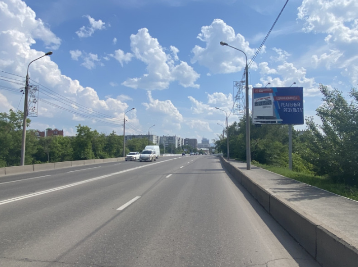 Фотография рекламного носителя, тип: Нестандартный билборд, адрес: Вейнбаума ул. Х Качинской ул., д.60г, Красноярск, Красноярский край, Россия. Сторона А №779771