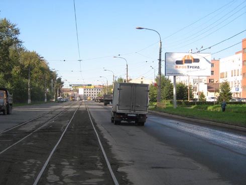 Фотография рекламного носителя, тип: Билборд 3x6, адрес: Индустриальная ул., д.80а, Нижний Тагил, Свердловская область, Россия. Сторона A №484556