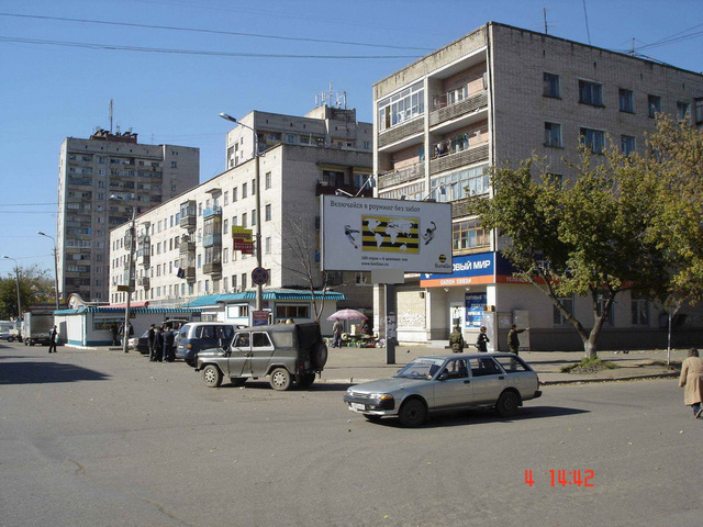 Фотография рекламного носителя, тип: Билборд 3x6, адрес: Гагарина ул. Х Воровского ул., Хабаровск, Хабаровский край, Россия. Сторона А №482071