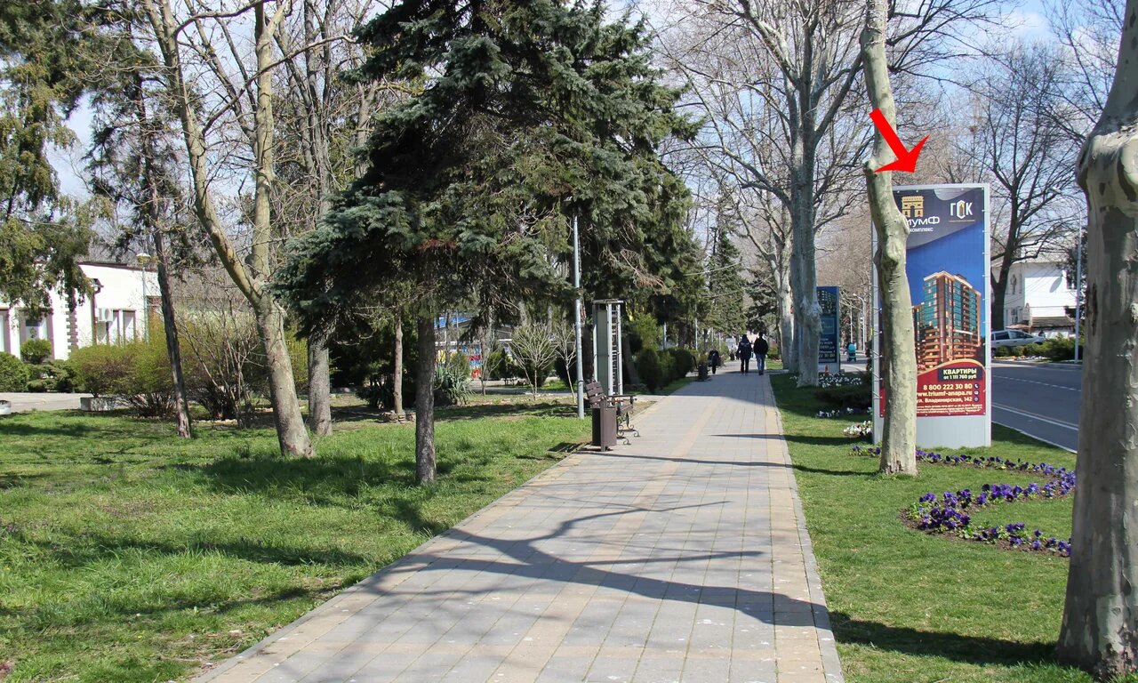 Фотография рекламного носителя, тип: Пиллар 3x1.4, адрес: Горького ул., д.2б, Анапа, Краснодарский край, Россия. Сторона Б №785012