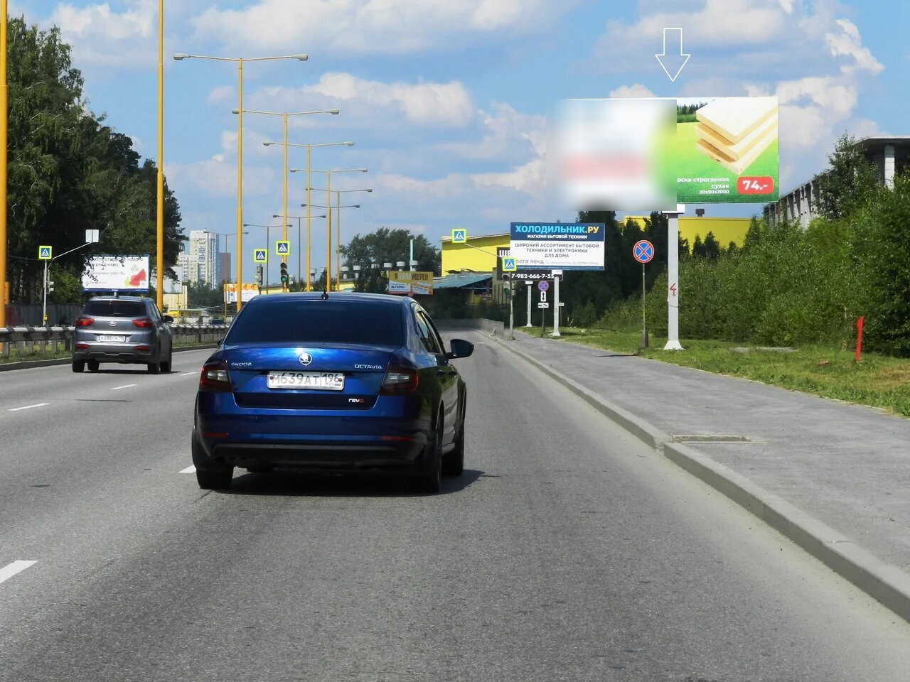 Фотография рекламного носителя, тип: Билборд 3x6, адрес: Базовый пер., д.21, поз.4, Екатеринбург, Свердловская область, Россия. Сторона А №953376