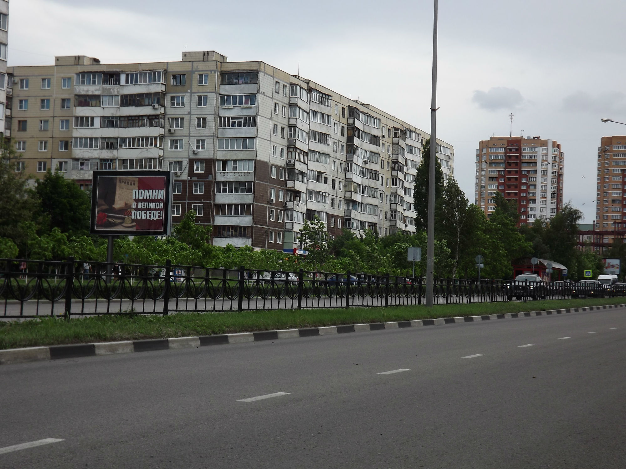 Фотография рекламного носителя, тип: Ситиборд 2.7x3.7, адрес: Восточный мкр., д.2а, Старый Оскол, Белгородская область, Россия. Сторона B №567155