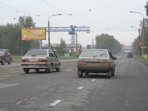 Фотография рекламного носителя, тип: Билборд 3x6, адрес: Индустриальная ул., д.80а, Нижний Тагил, Свердловская область, Россия. Сторона B №484557