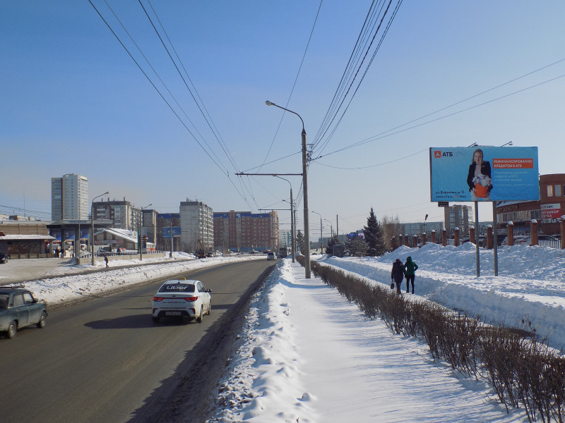 Фотография рекламного носителя, тип: Билборд 3x6, адрес: Комсомольский пр-т., д.1ж, Красноярск, Красноярский край, Россия. Сторона А №758081