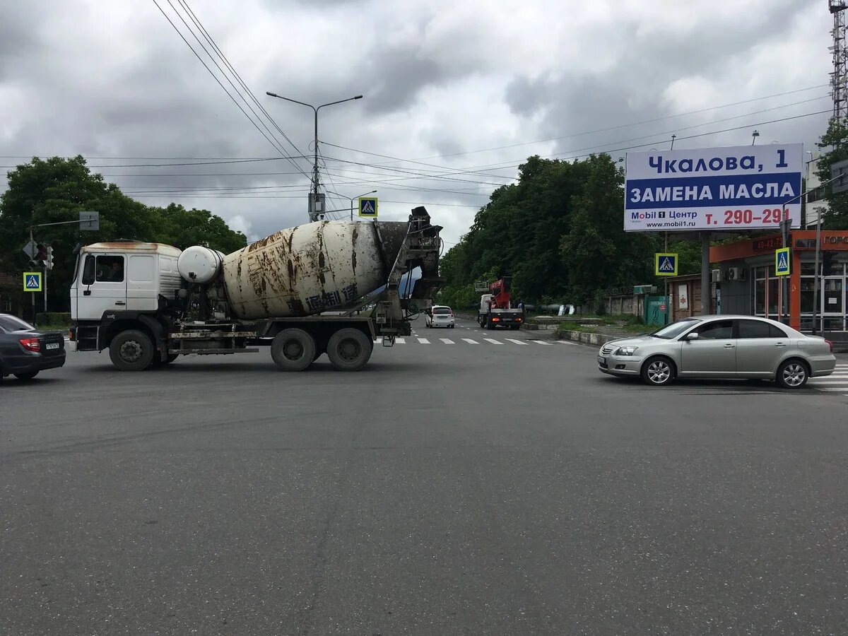 Фотография рекламного носителя, тип: Билборд 3x6, адрес: Доватора пр-т., д.67 Х Мамсурова ул., Владикавказ, Республика Северная Осетия – Алания, Россия. Сторона А №451680