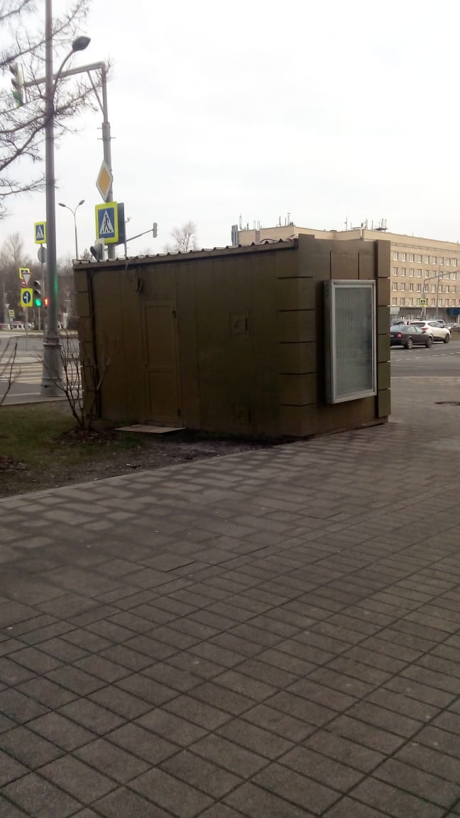 Фотография рекламного носителя, тип: Нестандартный ситиформат, адрес: Профсоюзная ул., д.1/24, Москва, Россия. Сторона А №948721