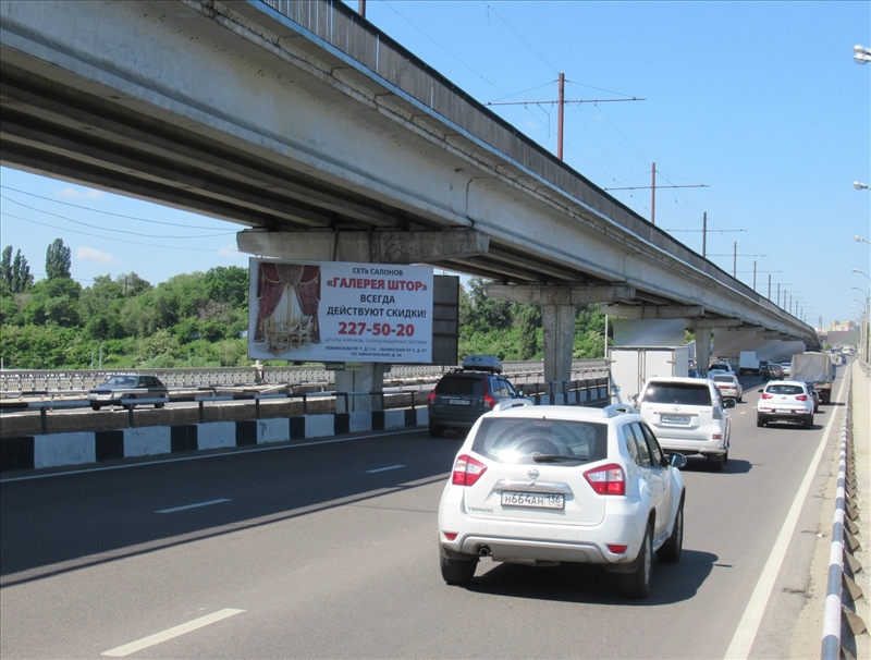 Фотография рекламного носителя, тип: Билборд 3x6, адрес: Северный мост, опора 16, Воронеж, Воронежская область, Россия. Сторона А2 №540424