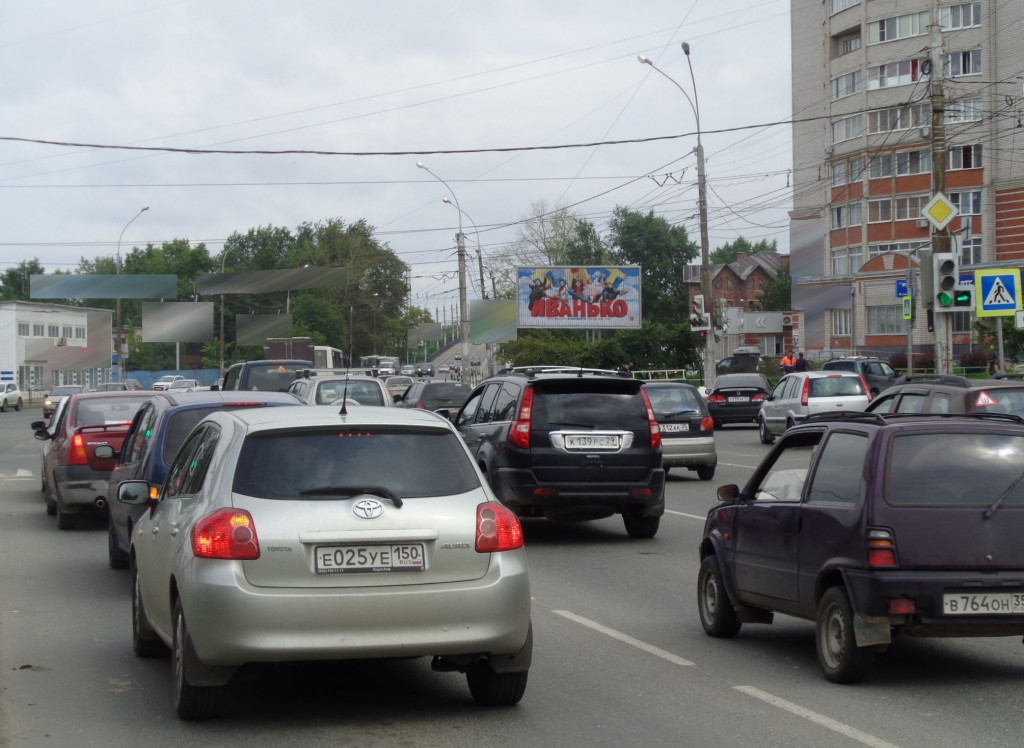 Фотография рекламного носителя, тип: Билборд 3x6, адрес: Пошехонское ш. Х Петина ул., Вологда, Вологодская область, Россия. Сторона А1-A3 №549097