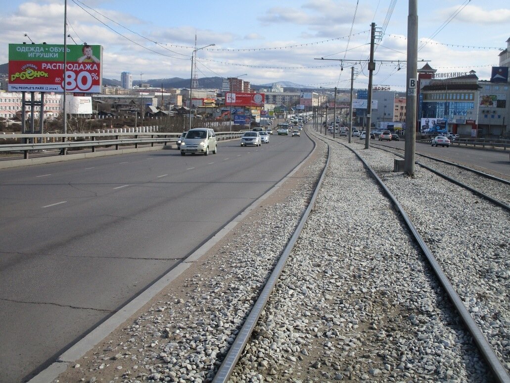 Фотография рекламного носителя, тип: Билборд 3x6, адрес: Бабушкина ул., въезд на Удинский мост, поз.3, Улан-Удэ, Республика Бурятия, Россия. Сторона В №697090