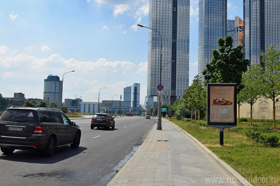 Фотография рекламного носителя, тип: Ситиформат 1.8x1.2, адрес: Краснопресненская наб., парк Красная Пресня, поз.2, Москва, Россия. Сторона A1-A5 №461139