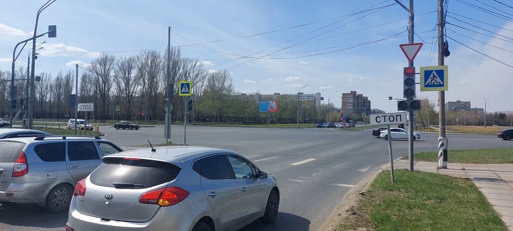 Фотография рекламного носителя, тип: Билборд 3x6, адрес: Фрунзе ул. Х Юбилейная ул., Тольятти, Самарская область, Россия. Сторона B №1057783