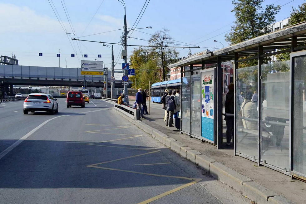 Фотография рекламного носителя, тип: Остановка 1.8x1.2, адрес: Энтузиастов ш., д.7А, ост. "Душинская", поз.1, Москва, Россия. Сторона Б №1012693