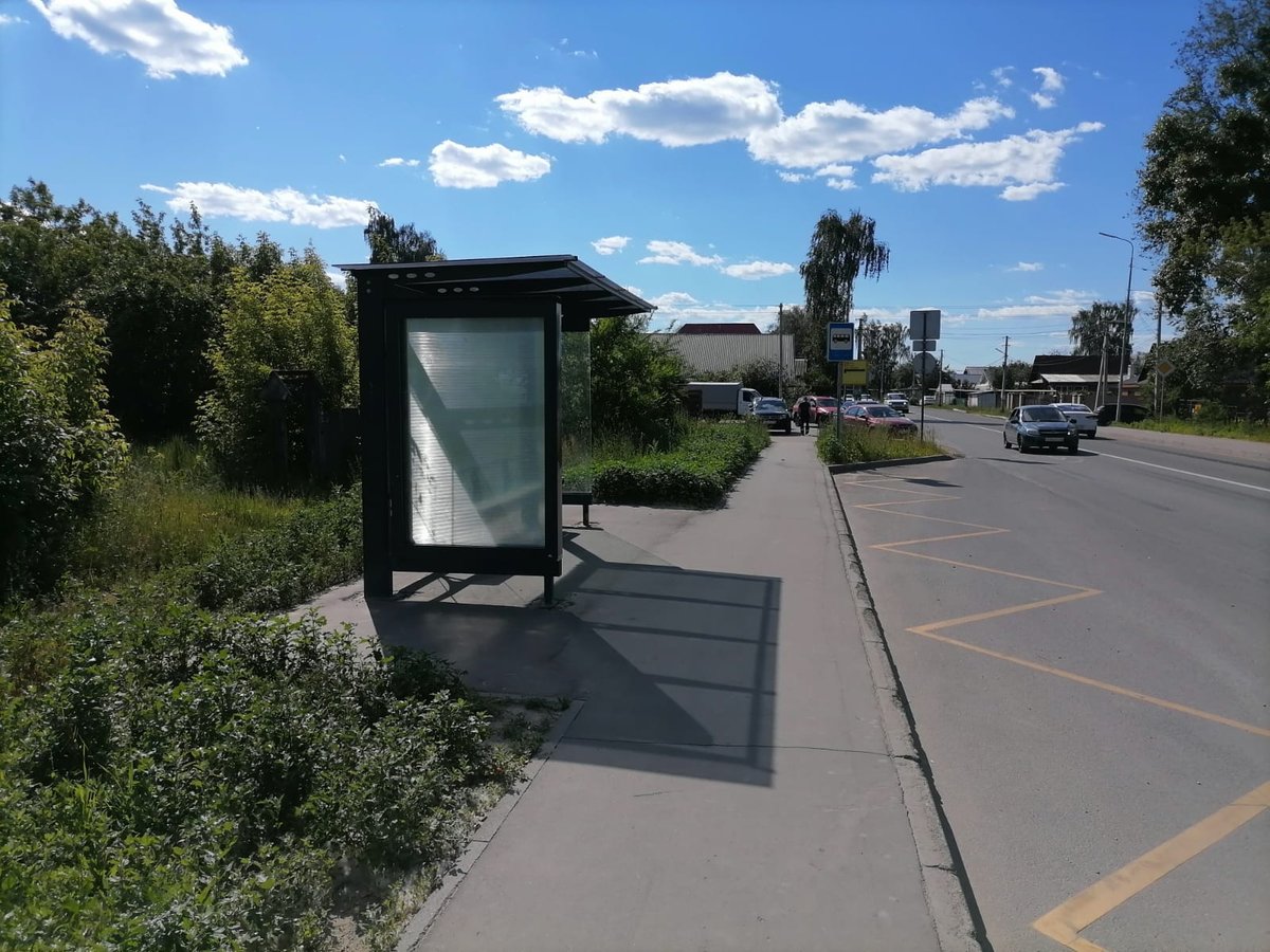 Фотография рекламного носителя, тип: Остановка 1.8x1.2, адрес: Приволжская ул., д.97, Казань, Республика Татарстан, Россия. Сторона В №1007035