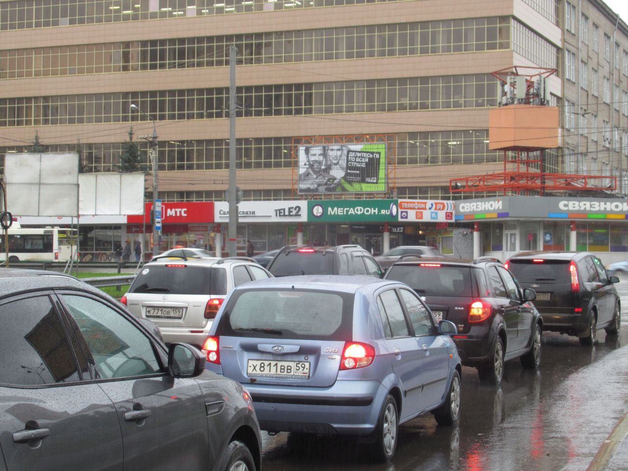 Фотография рекламного носителя, тип: Билборд 3x6, адрес: Космонавтов ш., д.115, Пермь, Пермский край, Россия. Сторона A1-A3 №748990