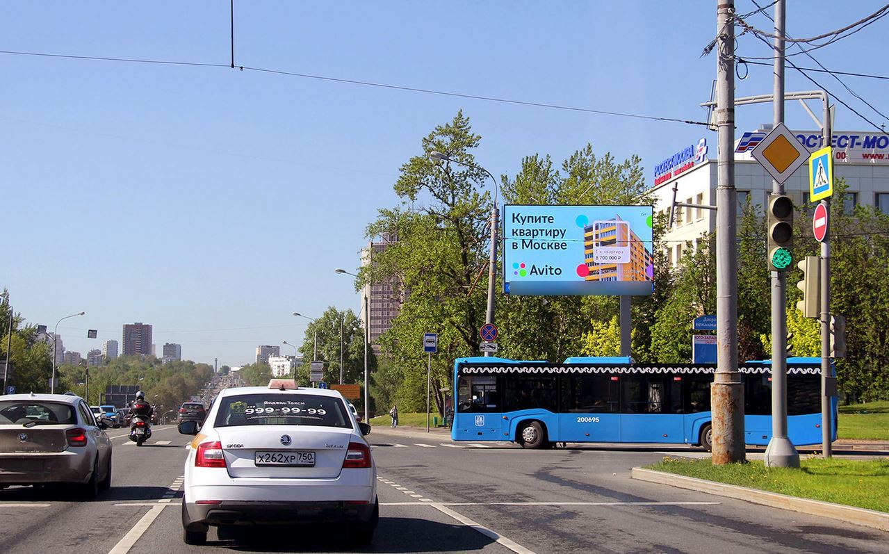 Фотография рекламного носителя, тип: Билборд 3x6, адрес: Севастопольский пр-т., д.49 Х Нахимовский пр-т., Москва, Россия. Сторона Аh1-Аh4 №882656