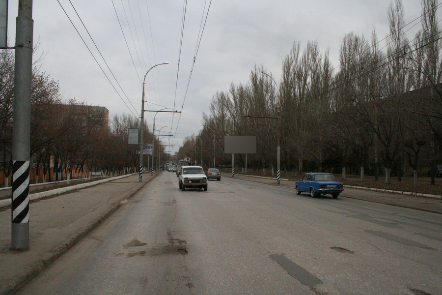 Фотография рекламного носителя, тип: Билборд 3x6, адрес: 50 лет Октября пр-т. Х Молодежный пр-зд., Саратов, Саратовская область, Россия. Сторона A №418512