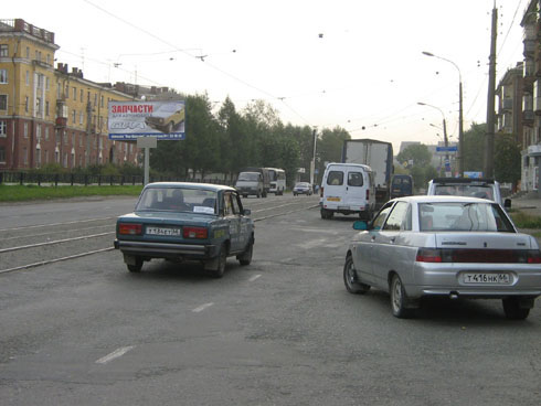 Фотография рекламного носителя, тип: Билборд 3x6, адрес: Победы ул., д.22, Нижний Тагил, Свердловская область, Россия. Сторона B №483657