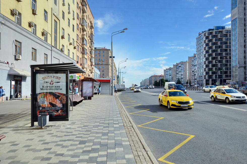 Фотография рекламного носителя, тип: Остановка 1.8x1.2, адрес: Мира пр-т., ост. метро Алексеевская, поз.2, Москва, Россия. Сторона Б №334998