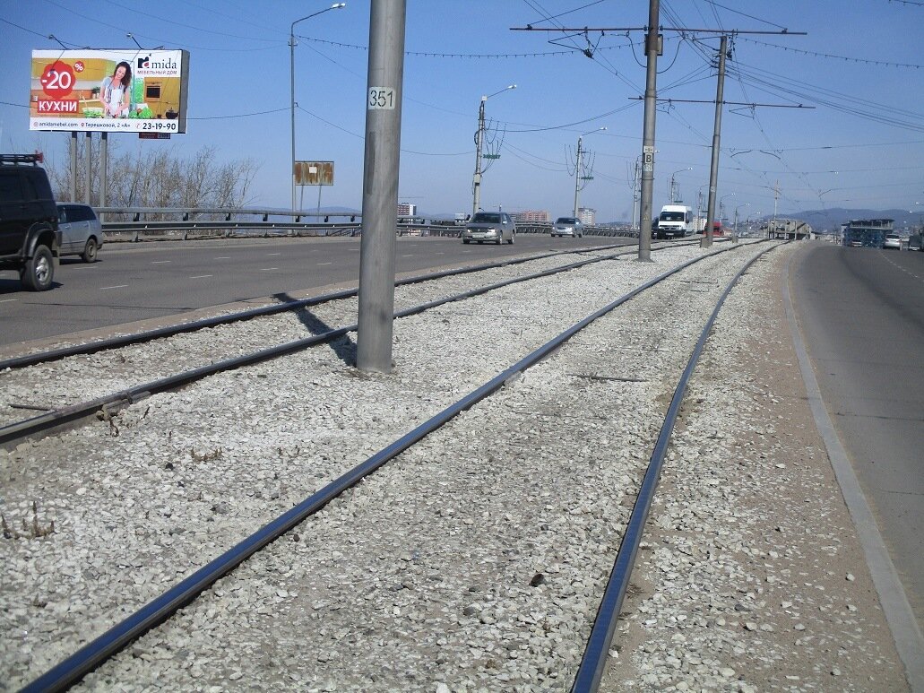 Фотография рекламного носителя, тип: Билборд 3x6, адрес: Бабушкина ул., съезд с Удинского моста, поз.1, Улан-Удэ, Республика Бурятия, Россия. Сторона В №697094