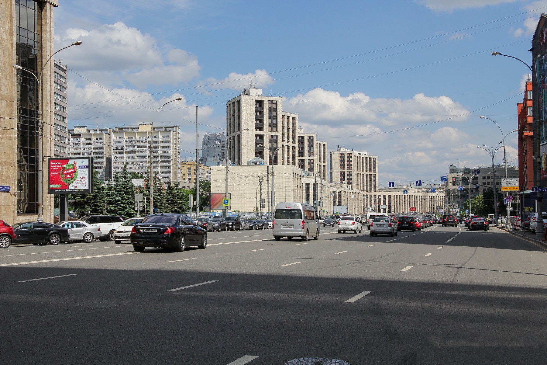 Фотография рекламного носителя, тип: Ситиборд 2.7x3.7, адрес: Академика Сахарова пр-т., д.7, Москва, Россия. Сторона Б №553436