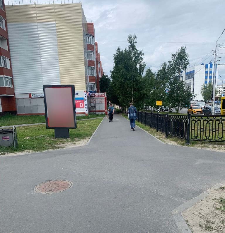 Фотография рекламного носителя, тип: Ситиформат 1.8x1.2, адрес: Мелик-Карамова ул., д.78 Х Геологическая ул., Сургут, Ханты-Мансийский автономный округ – Югра, Россия. Сторона Б №960305