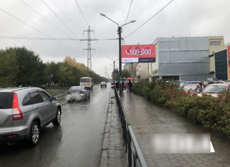 Фотография рекламного носителя, тип: Билборд 3x6, адрес: Беринга ул., д.10, Томск, Томская область, Россия. Сторона A №960318