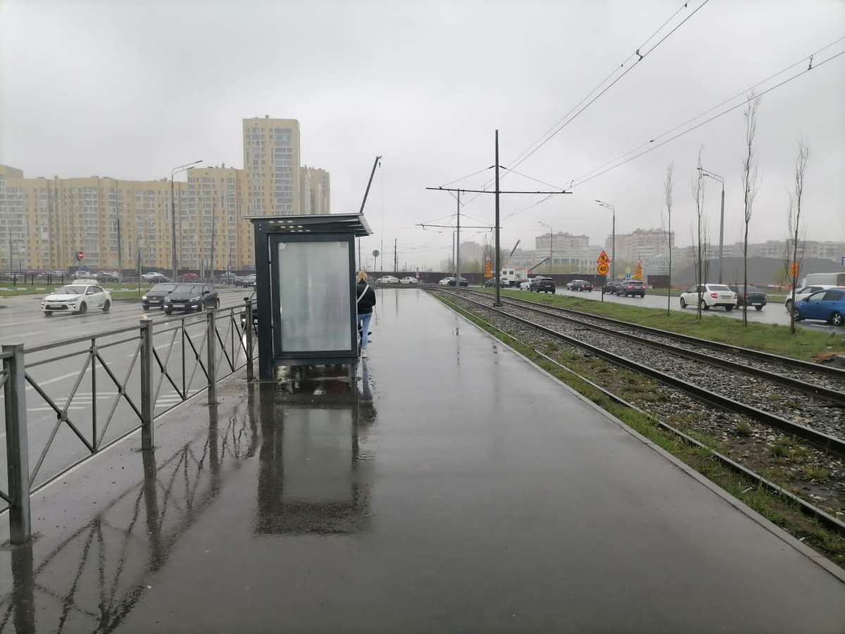 Фотография рекламного носителя, тип: Остановка 1.8x1.2, адрес: Победы пр., д.101, поз.2, Казань, Республика Татарстан, Россия. Сторона В №1007015