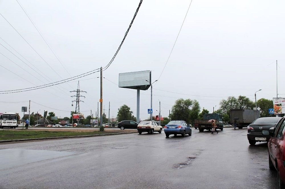 Фотография рекламного носителя, тип: Суперсайт 5x12, адрес: Краснознаменная ул. Х Матросова ул. Х Острогожская ул., Воронеж, Воронежская область, Россия. Сторона A3 №1058347