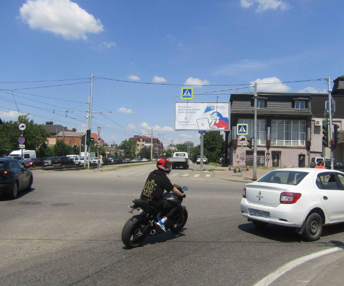 Фотография рекламного носителя, тип: Билборд 3x6, адрес: Садовая ул. Х МОПРа ул., Краснодар, Краснодарский край, Россия. Сторона A1-A3 №432858