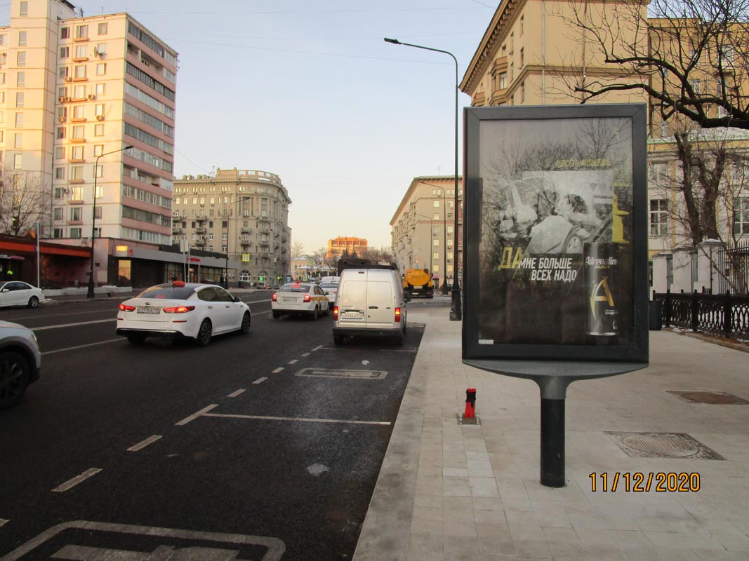 Фотография рекламного носителя, тип: Ситиформат 1.8x1.2, адрес: Сыромятническая Верхн. ул., д.2, напротив, Москва, Россия. Сторона А1-А5 №849532