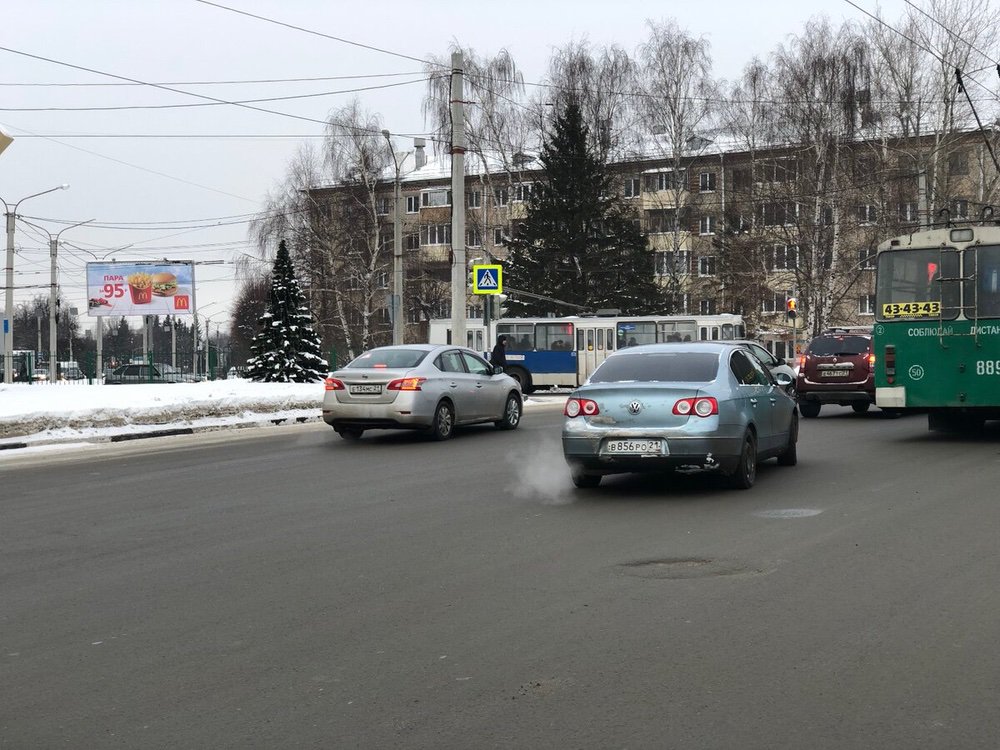 Фотография рекламного носителя, тип: Билборд 3x6, адрес: Ленина пр-т., д.56 Х Привокзальная ул., Чебоксары, Республика Чувашия, Россия. Сторона B №740848