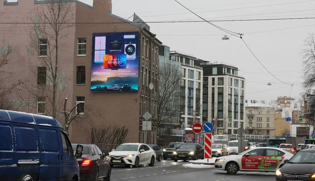 Фотография рекламного носителя, тип: Медиафасад, адрес: Новоладожская ул., д.12А, Санкт-Петербург, Россия. Сторона А1-А10 №1062951